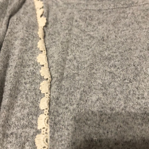 Roolee knit top size large - Picture 2 of 9